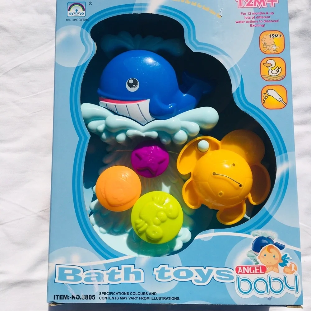 NWT Bath toy Whale WITH SUCTION CUPS!! 12 MONTHS & UP